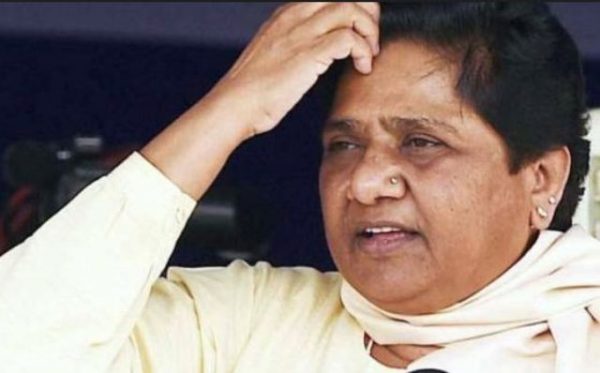 Photo of बसपा विधायक के खुलासे से फिर कठघरे में मायावती