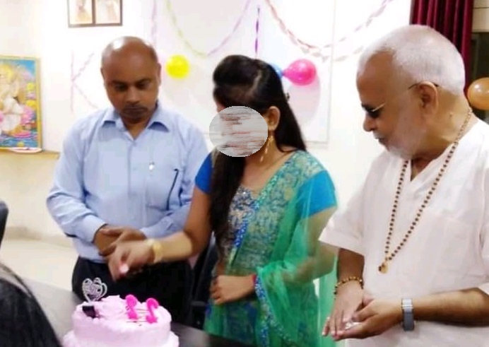 Photo of स्वामी चिन्मयानन्द पर यौन उत्पीड़न का आरोप लगाने के बाद लॉ स्टूडेंट लापता,देखें-Video