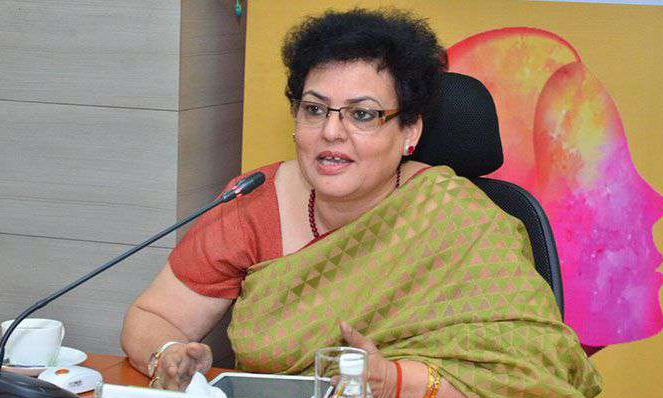 Photo of VIDEO: वकीलों ने महिला IPS संग की हाथापाई, NCW ने लिया एक्शन