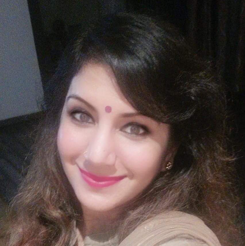 Photo of लेडीज़ लॉकडाउन : रेलिंग का दुख और छत का सुख