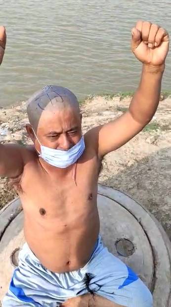 Photo of इस नेपाली युवक को भुगतना पड़ा पीएम ओली के बयान का खामियाजा