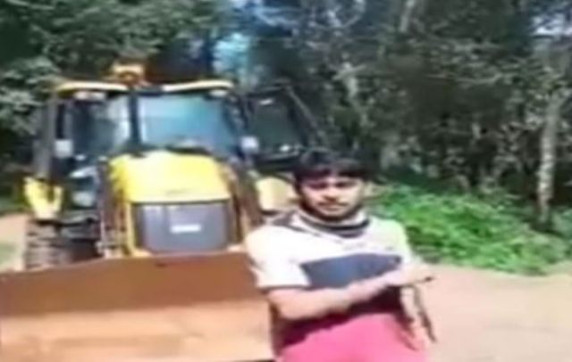 Photo of नाराज़ युवक ने शादी में अड़ंगे लगाने वाले की रोजी छीन ली