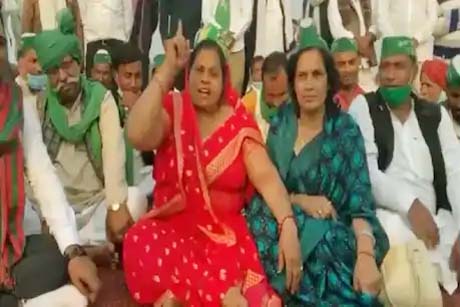 Photo of किसान आंदोलन के बीच वायरल हुआ #गीता_भाटी_का_सैंडल_वापस_करो