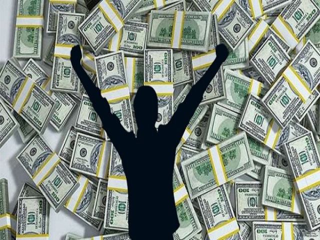 Photo of पड़ोसी की मौत ने उसे रातों-रात बना दिया करोड़पति