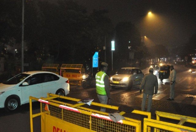 Photo of 26 जनवरी को बगैर पहचानपत्र के घर से न निकलें दिल्ली के लोग