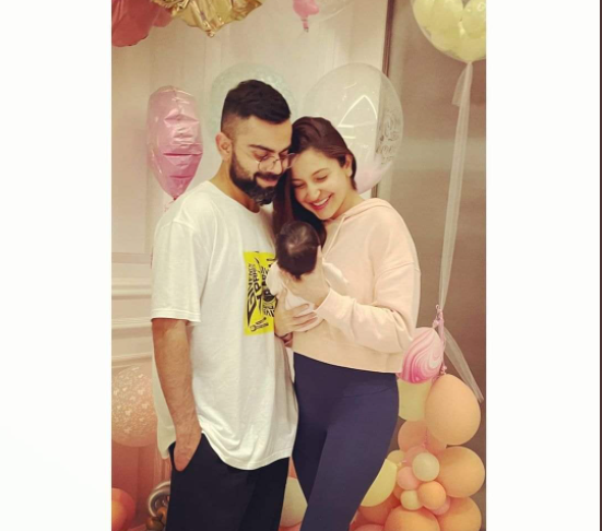 Photo of विराट और अनुष्का ने शेयर की बेटी की तस्वीर, बताया क्या रखा है नाम