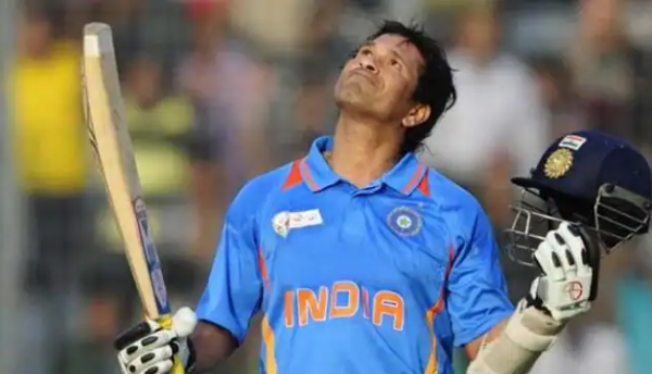 Photo of कोरोना की जद में क्रिकेट का भगवान