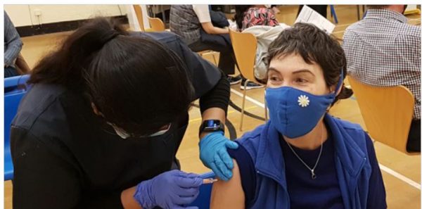 Photo of कोरोना वैक्सीन के बाद युवाओं को हो रही दिल से जुड़ी ये बीमारी