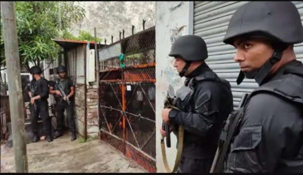 Photo of लखनऊ में पकड़े गए अलकायदा के दो आतंकी