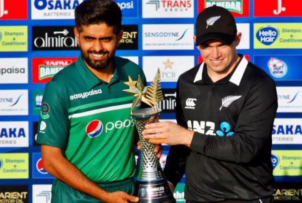 Photo of PAK पहुंची थी न्यूजीलैंड की क्रिकेट टीम, आज होना था मैच लेकिन अचानक…