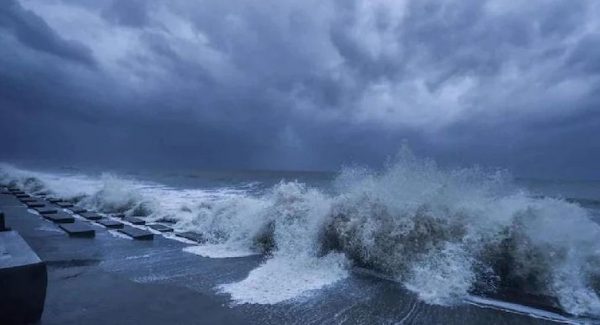 Photo of ‘Cyclone Gulab’ को लेकर मौसम विभाग ने क्यों किया अलर्ट