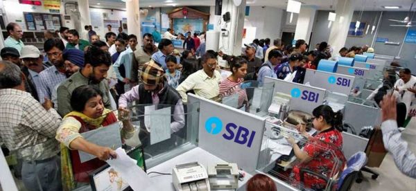 Photo of प्रेग्नेंट महिलाओं को SBI ने बताया था ‘टेम्पररी अनफिट’,अब भर्ती नियम वापस लिया