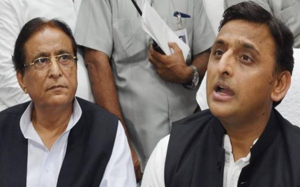 Photo of आजम ने सौंपी है 12 लोगों की लिस्ट, क्या अखिलेश देंगे टिकट ?