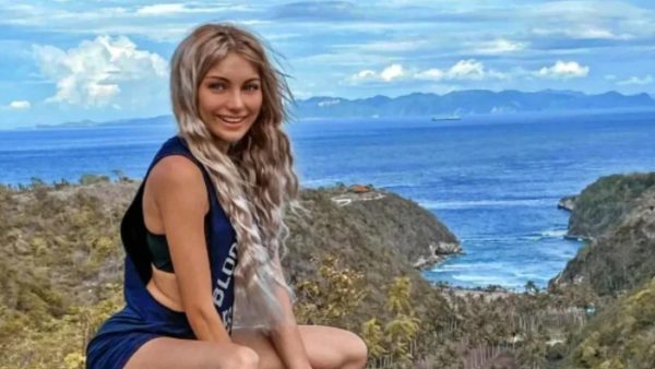 Photo of इस मशहूर मॉडल ने पुतिन की थी आलोचना और अब डेड बॉडी सूटकेस में मिली