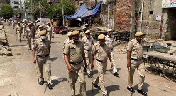 Photo of तो फिर बिना इजाजत निकाली गई थी जहांगीरपुरी में शोभायात्रा