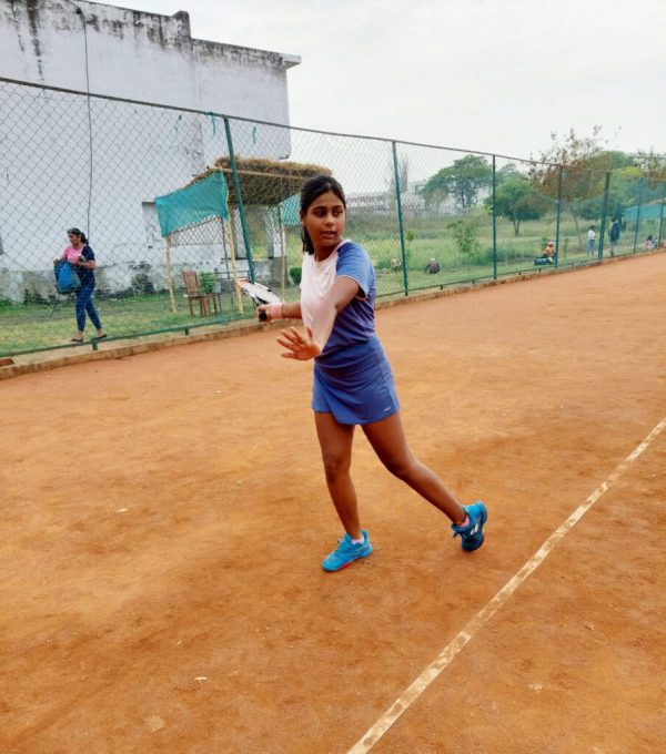 Photo of टेनिस टूर्नामेंट : कमल और वैष्णवी लोधी सेमीफाइनल में