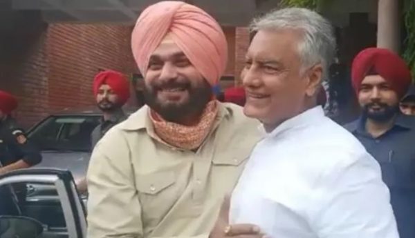 Photo of लेकिन सिद्धू इसलिए सुनील जाखड़ के साथ खड़े हैं