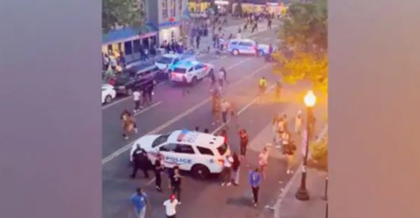 Photo of वॉशिंगटन डीसी में व्हाइट हाउस के करीब पर फायरिंग