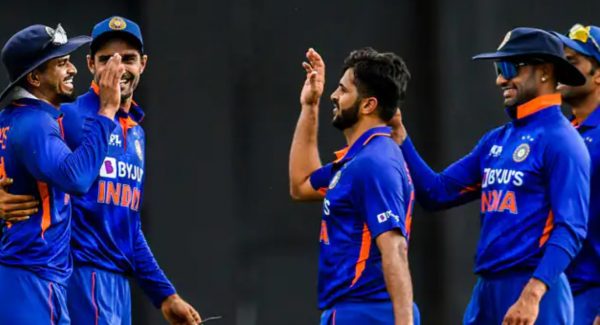 TEAM इंडिया ने ODI क्रिकेट में बनाया नया WORLD रिकॉर्ड