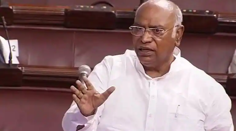 Photo of क्या सचमुच ईडी के निशाने पर है विपक्ष? मल्लिकार्जुन खड़गे ने कही ये बात