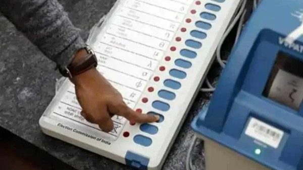 Photo of आखिर क्यों इलेक्ट्रॉनिक वोटिंग मशीन पर सवाल उठ रहा है?