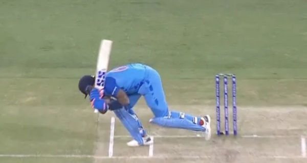Photo of शॉट्स देखते ही दिग्गज ने कमेंट किया-यह बल्लेबाज इस दुनिया का नहीं लगता है, देखें-Video
