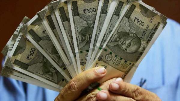 Photo of 500 रुपये के नकली नोट को लेकर RBI का बड़ा बयान, जानें क्या कहा