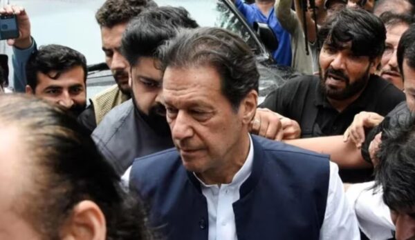 Photo of PAK चुनाव आयोग ने इमरान खान का रद्द किया नामांकन