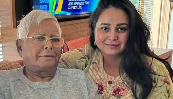 Photo of क्या JDU-RJD में सबकुछ ठीक है ? लालू की बेटी का ये पोस्ट किसकी तरफ इशारा?