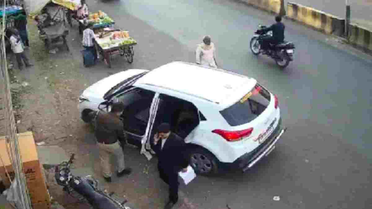 Photo of उमेश पाल हत्याकांड में एक और एनकाउंटर, पहली गोली चलाने वाला बदमाश ढेर