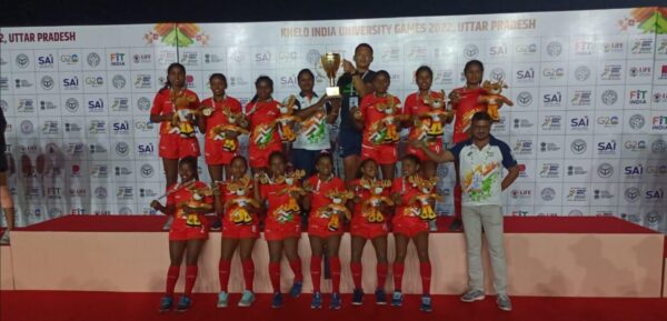 Photo of केआईआईटी भुवनेश्वर की लड़कियों ने जीता रग्बी का स्वर्ण, भारती विद्यापीठ के पुरुषों ने बाजी मारी