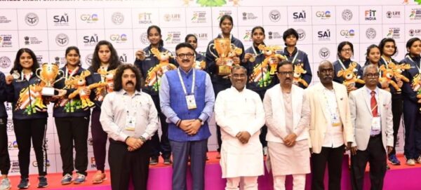 Photo of चितकारा यूनिवर्सिटी के लड़कों और एसआरएम यूनिवर्सिटी की लड़कियों ने जीते टेबल टेनिस खिताब