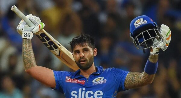 Photo of LSG के लिए खतरे की घंटी! अब सूर्या भी चमक रहा है IPL में