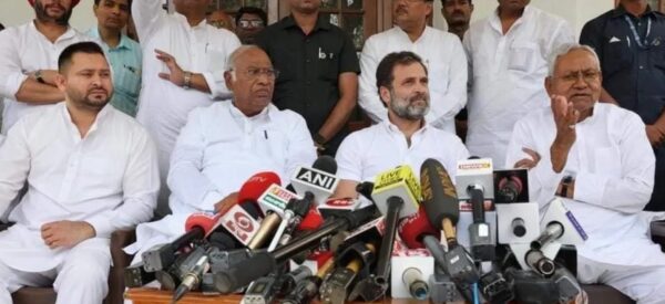 Photo of नीतीश ने 2024 के लिए तैयार किया प्लान,आज होगी खरगे से मुलाकात