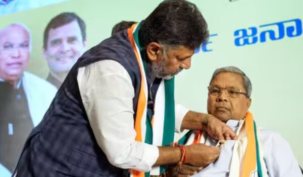 Photo of कर्नाटक कांग्रेस में क्यों ‘नवंबर क्रांति’ की हुई चर्चा तेज़