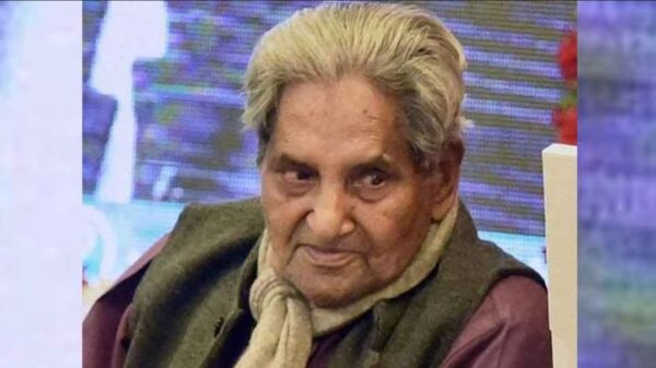 Photo of स्मृतिशेष : “नीरज” (किस्सा सुनाते महाकवि और किस्सा सुनते हम)