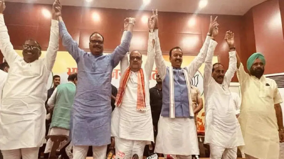 Photo of यूपी में अखिलेश को झटका, दारा सिंह BJP में हुए शामिल