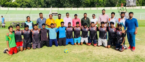 Photo of केडी सिंह बाबू स्टेडियम ए ने जीता बालक हैंडबॉल प्रतियोगिता का खिताब