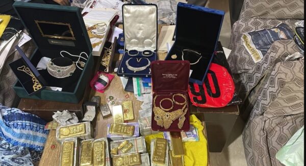 Photo of ED की ऑनलाइन बेटिंग ऐप ‘महादेव बुक’ के खिलाफ बड़ी कार्रवाई,417 करोड़ रुपये किए जब्त