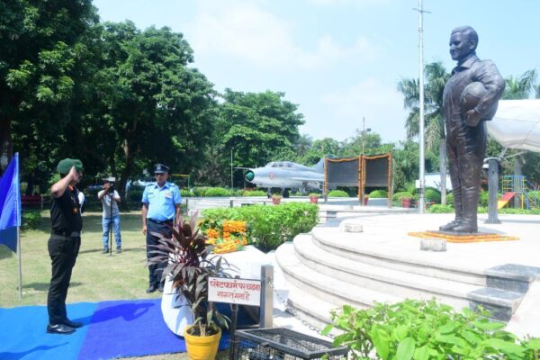 Photo of वीरचक्र विजेता विंग कमांडर धीरेन्द्र सिंह जफ़ा के देश के लिए योगदान को सबने किया याद