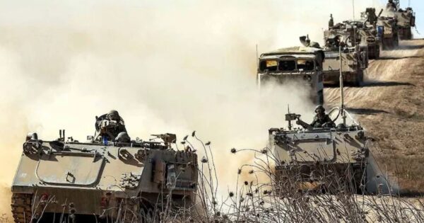 Photo of गाजा में घुसी नेतन्याहू की आर्मी…अगले 48 घंटे में कुछ भी हो सकता है…महायुद्ध का खतरा