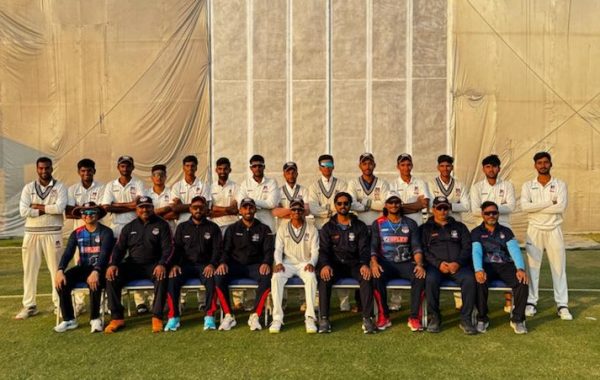 Photo of उत्तराखंड को हराकर उत्तर प्रदेश कूच बिहार अंडर-19 क्रिकेट के क्वार्टर फाइनल में, काव्य तेवतिया चमके