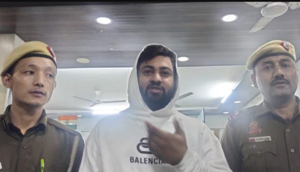 Photo of कौन है ये पूर्व क्रिकेटर, जो लोगों से ठगी करता था , ऋषभ पंत को भी लगा चूका है चूना