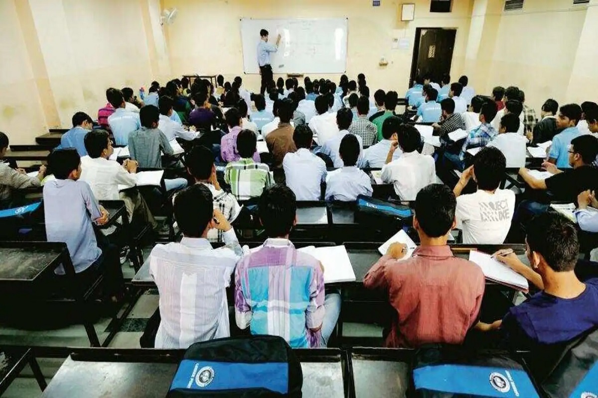 Photo of प्राइवेट कोचिंग सेंटर्स के लिए केंद्र सरकार ने लिया बड़ा फैसला, गाइडलाइंस के उल्लंघन पर जुर्माना
