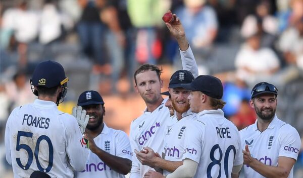 Photo of अपने ही जाल में फंसी टीम इंडिया, इंग्लैंड की हैदराबाद TEST में जीत