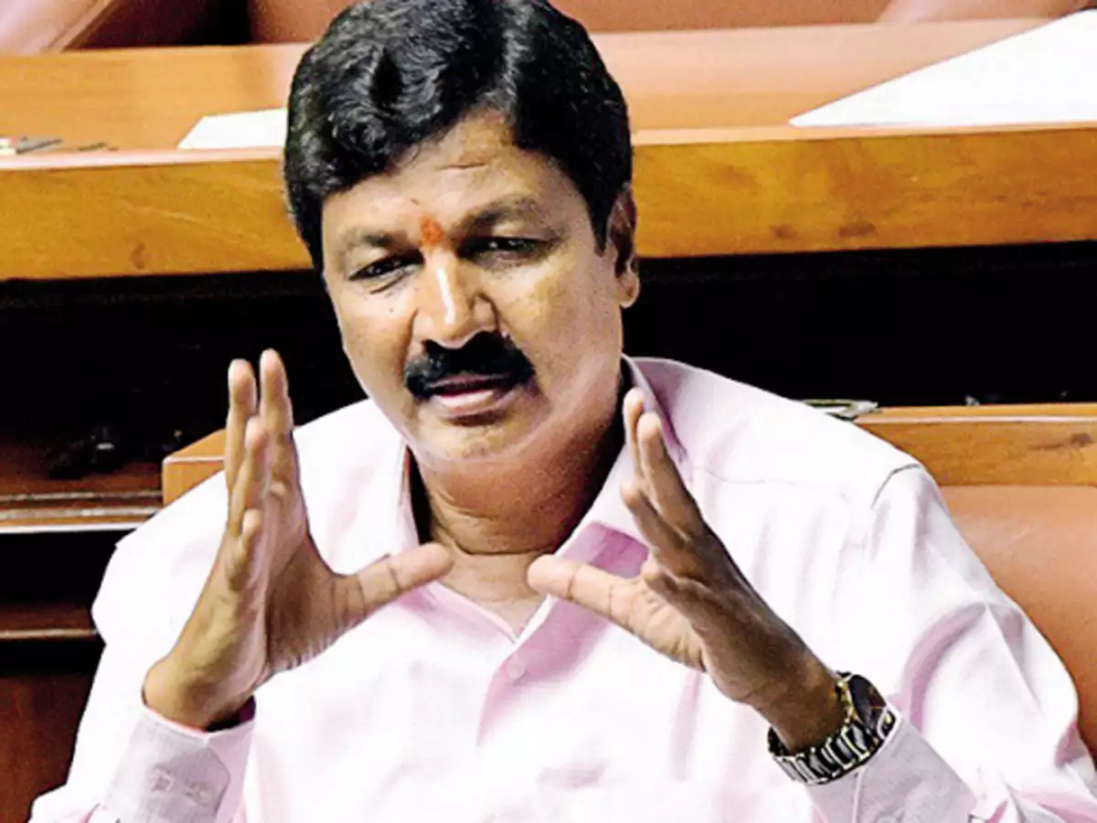 Photo of BJP विधायक रमेश जारकीहोली पर FIR, ये बड़ी वजह आई सामने…