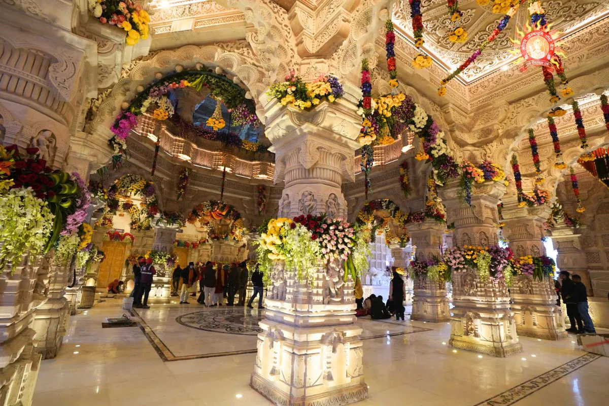 Photo of रामलला की प्राण-प्रतिष्ठा के 84 सेकंड के शुभ मुहूर्त में करें ये खास पाठ, मिलेगा..