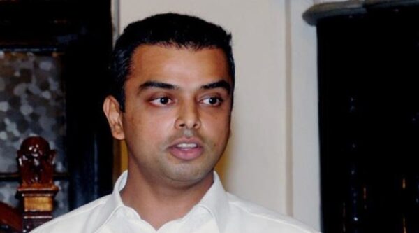 Photo of मिलिंद देवड़ा ने दिया इस्तीफा, शिंदे गुट का थामेंगे हाथ