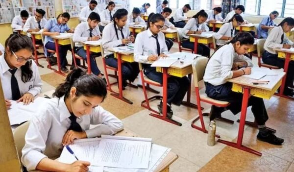 Photo of बोर्ड परीक्षाओं को नकलविहीन संपन्न कराने के लिए योगी सरकार ने की तैयारी