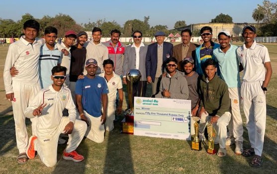 Photo of क्रिकेट एसोसिएशन ऑफ लखनऊ ने जीता देवी पाटन चैलेंज अंडर-19 का ख़िताब